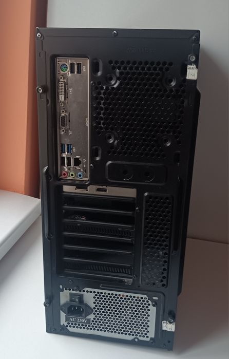 Calculator mâna a doua refurbished