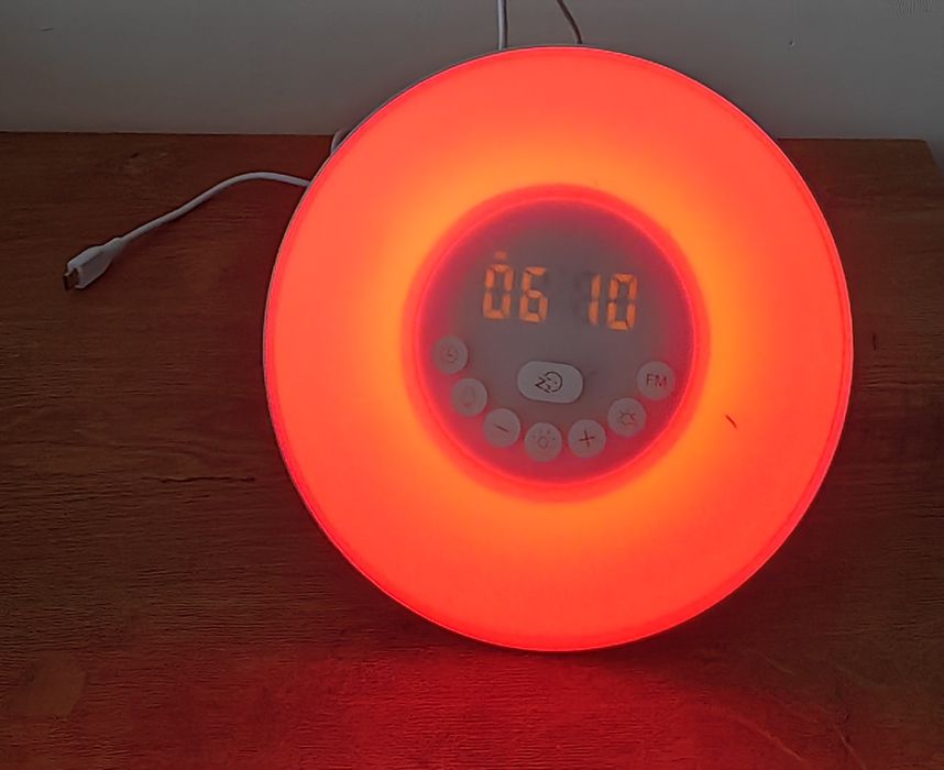 Radio FM ceas digital cu lumină de trezire veioza