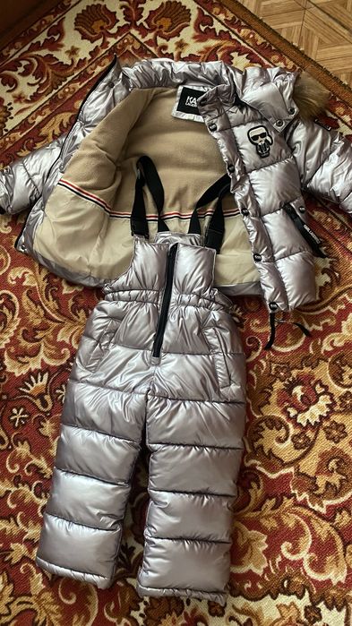 Продаю детский зимний космюм