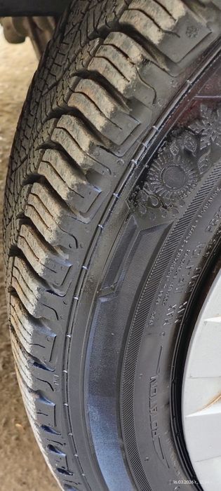 Mazda 2  бензин 1.35