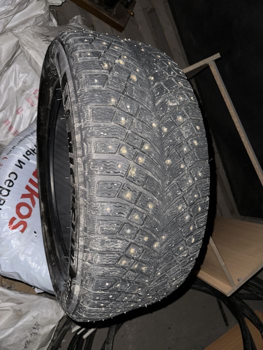 Комлект зимних шин Michelin X Ice North 4