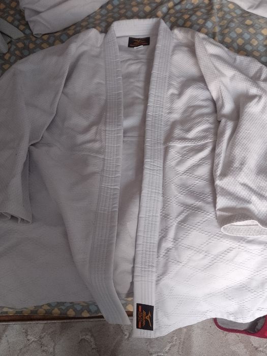 Кимоно белое для тренировок по борьбе