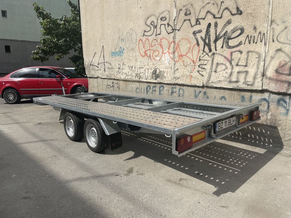 inchiriez platforma ,remorca auto,120 lei 12 ore 170  lei 24 ore