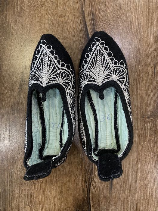 Вълнени родопски терлици