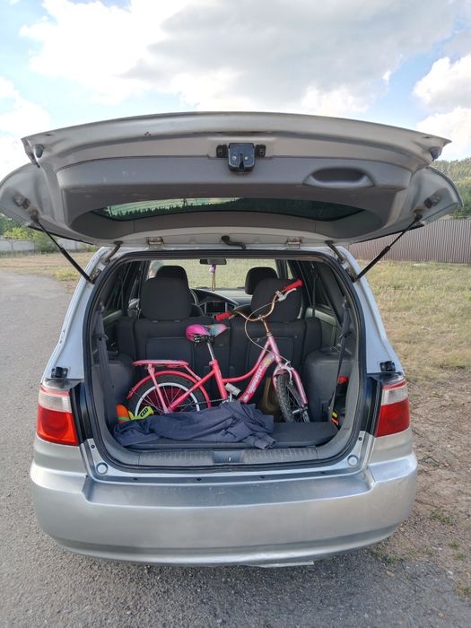 Продам минивен киа