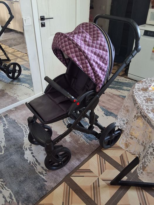 Коляска  3 в1 есть дефекты