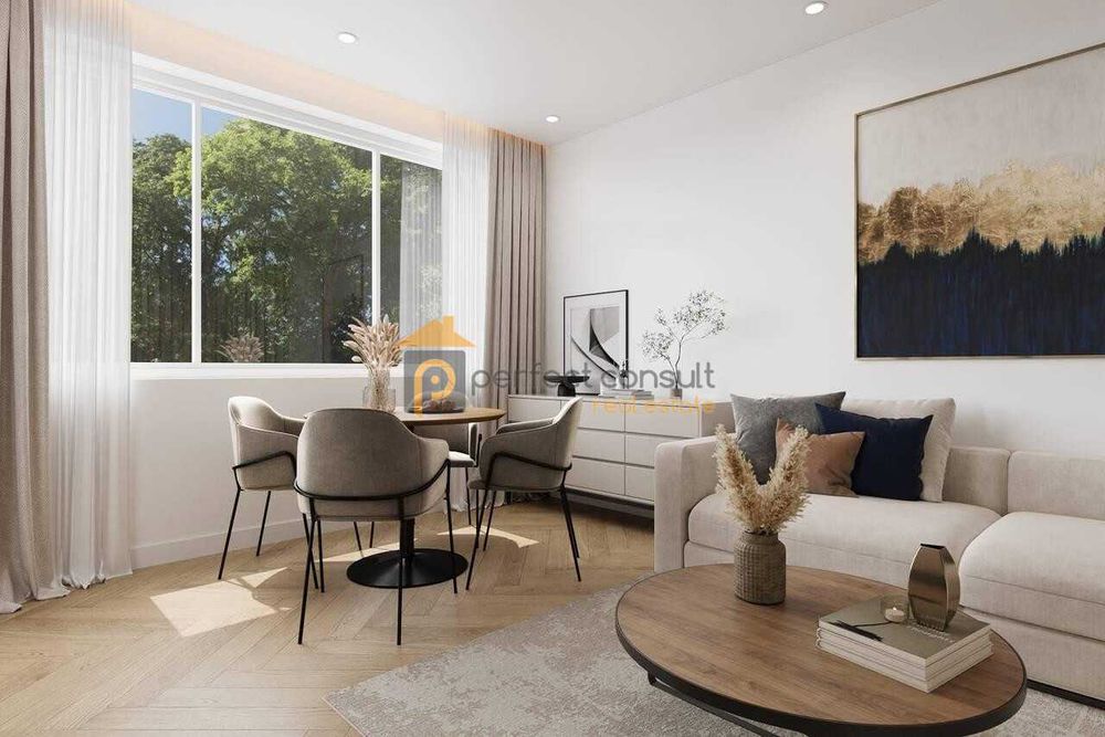 Продава се Тристаен апартамент в Пловдив, Христо Смирненски - 100 кв.м за 2185 €/кв.м - Снимка #1