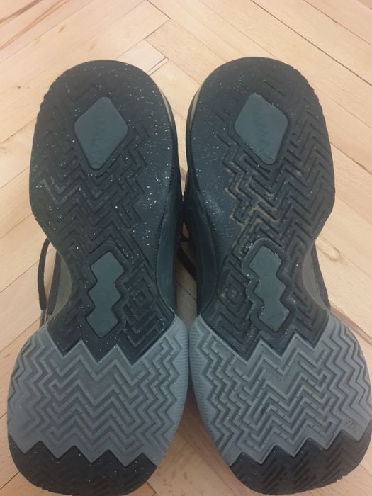 Маратонки Nike 42,5