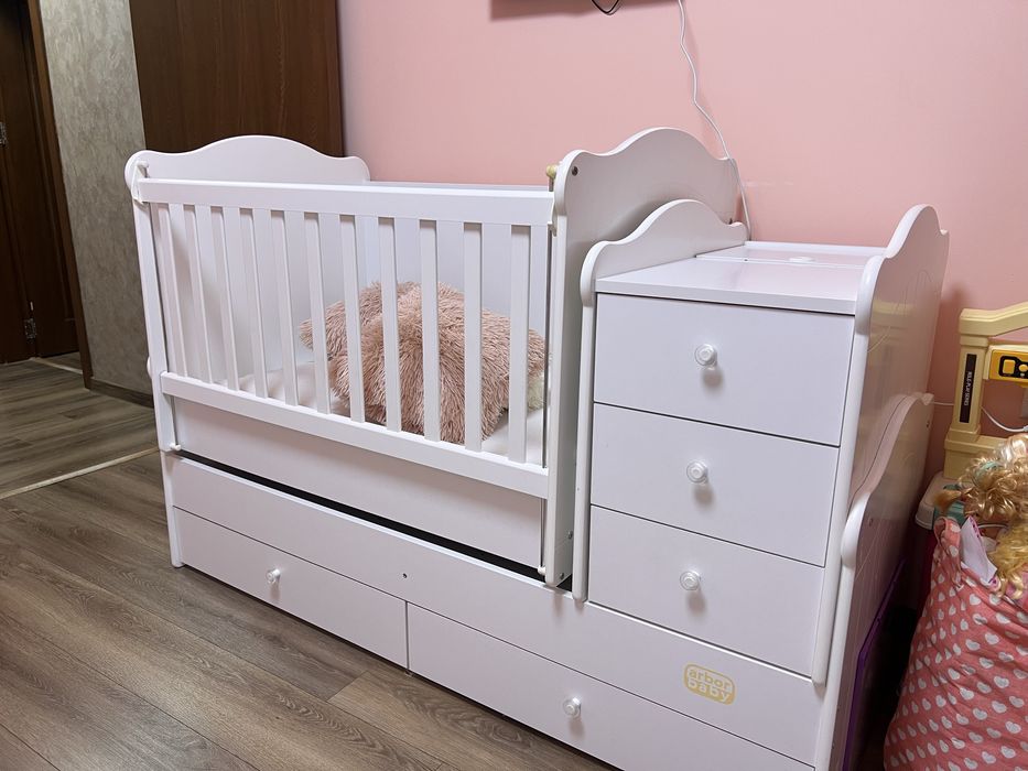 Детска кошара,трансформираща се в легло