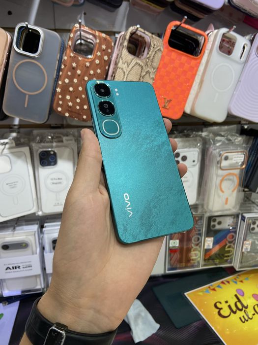 Vivo V40 Lite 8/256 ideal