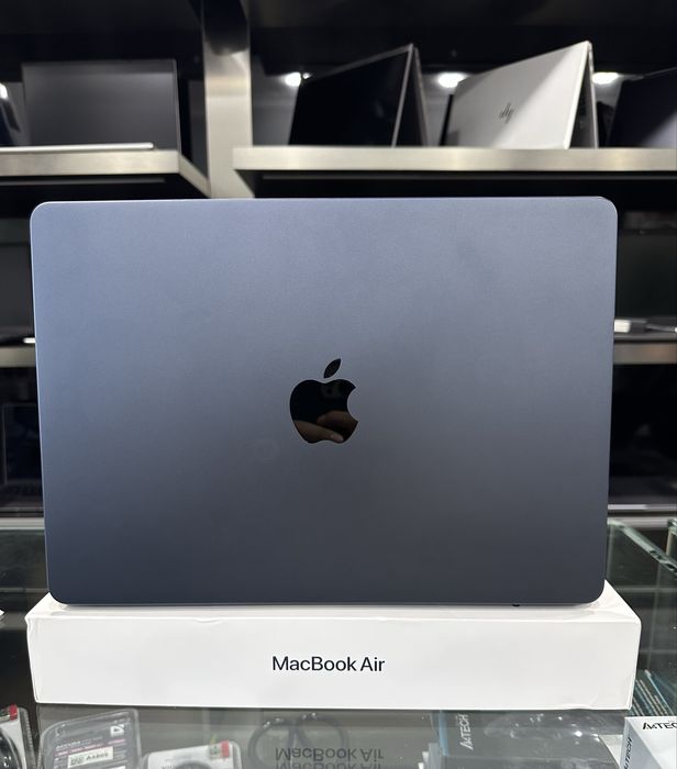 Macbook m2 air 2022 ideal holatda