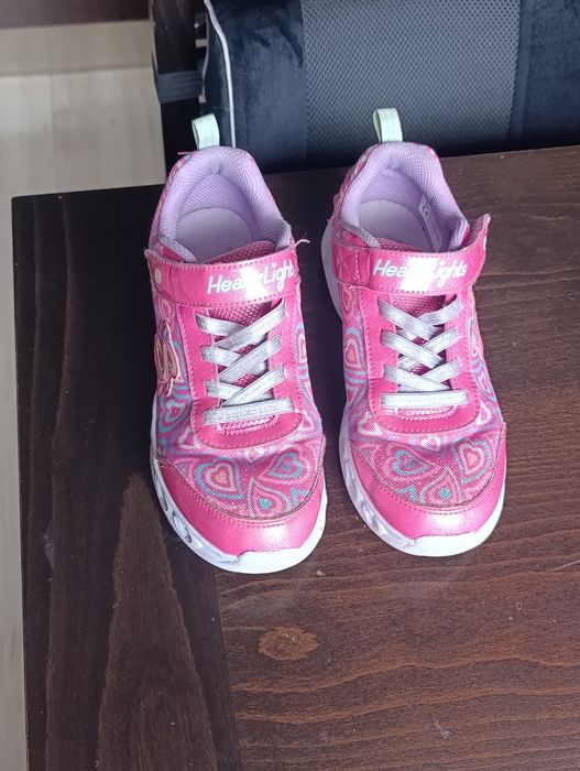Светещи маратонки Skechers, 36 номер