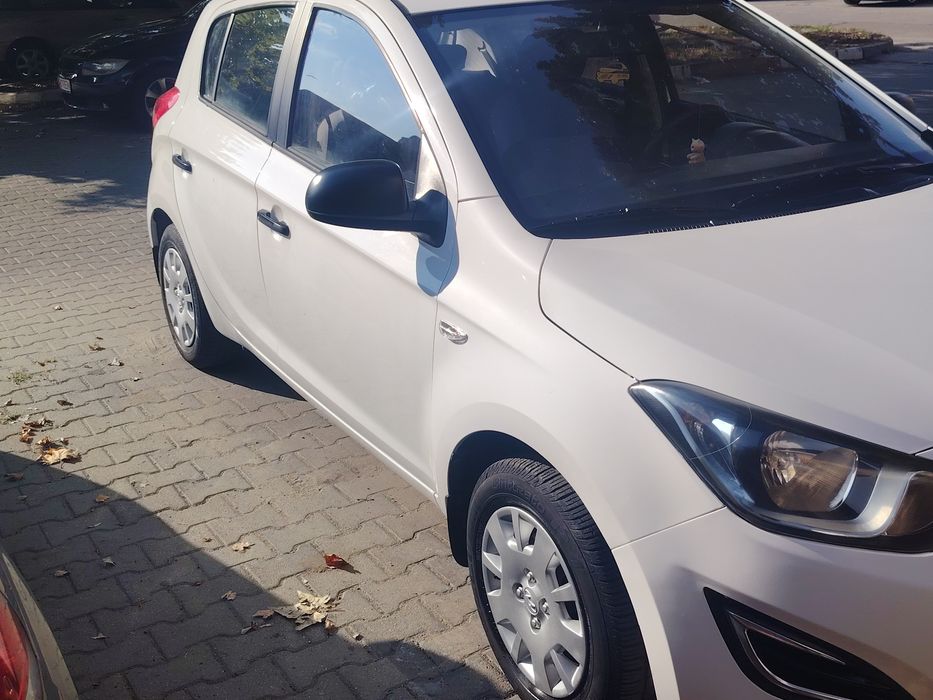 Hyundai i 20 . 2013