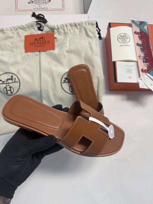 *PREMIUM* Papuci Hermès , Full Box, Mărimi 35/41 , 100% Piele Naturală