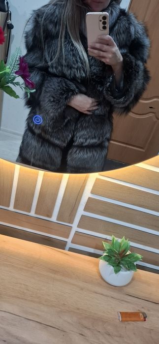 Продам шубу натуральную