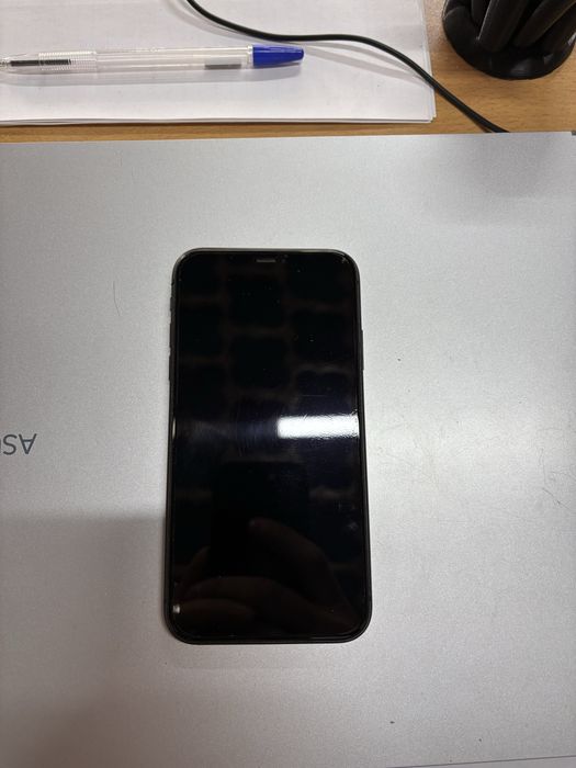 Продам Айфон 11, 128гб