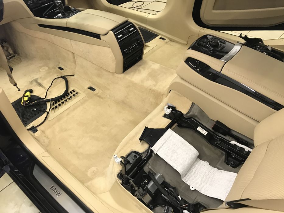 Химчистка салона автомобиля