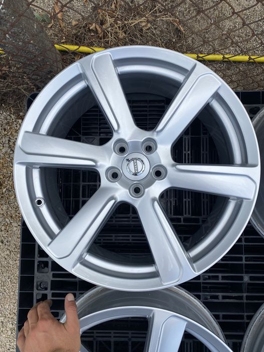 19 цола 5 х 108 мм Волво Volvo XC 90 , XC 60 , XC 40 , V 60 , V 90