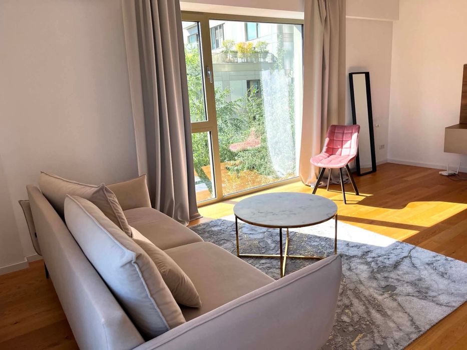 PROPRIETAR - apartament- pret cu utilitati INCLUSE- valabil SHORT TIME