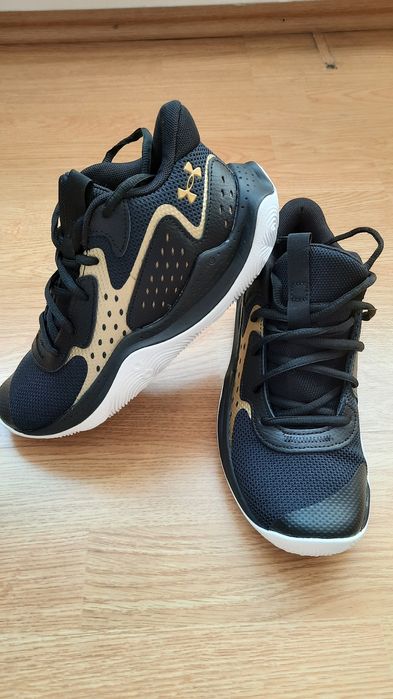 Adidasi Under Armour mar 39