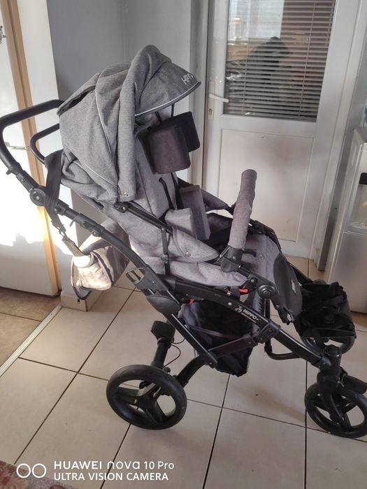 Специлиазирана количка за деца с увреждане до 40 кг.