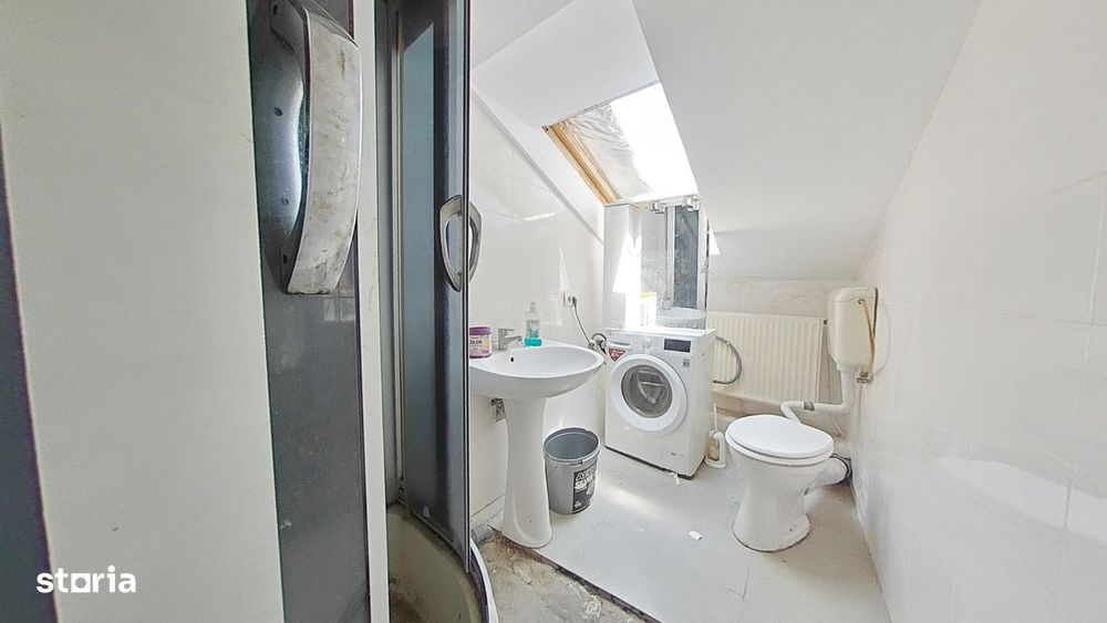 Apartament cu 2 camere de inchiriat – Mansarda, zona Centrala – Ar
