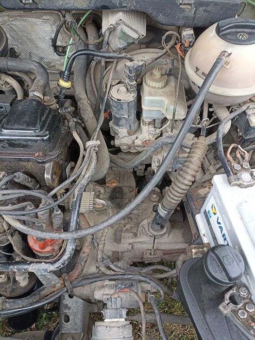 Продавам Голф 3 на части