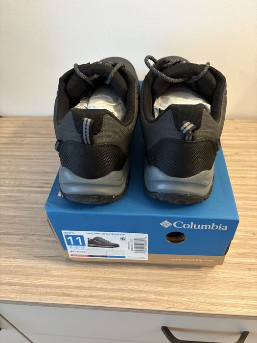 Vand pantofi drumetii Columbia