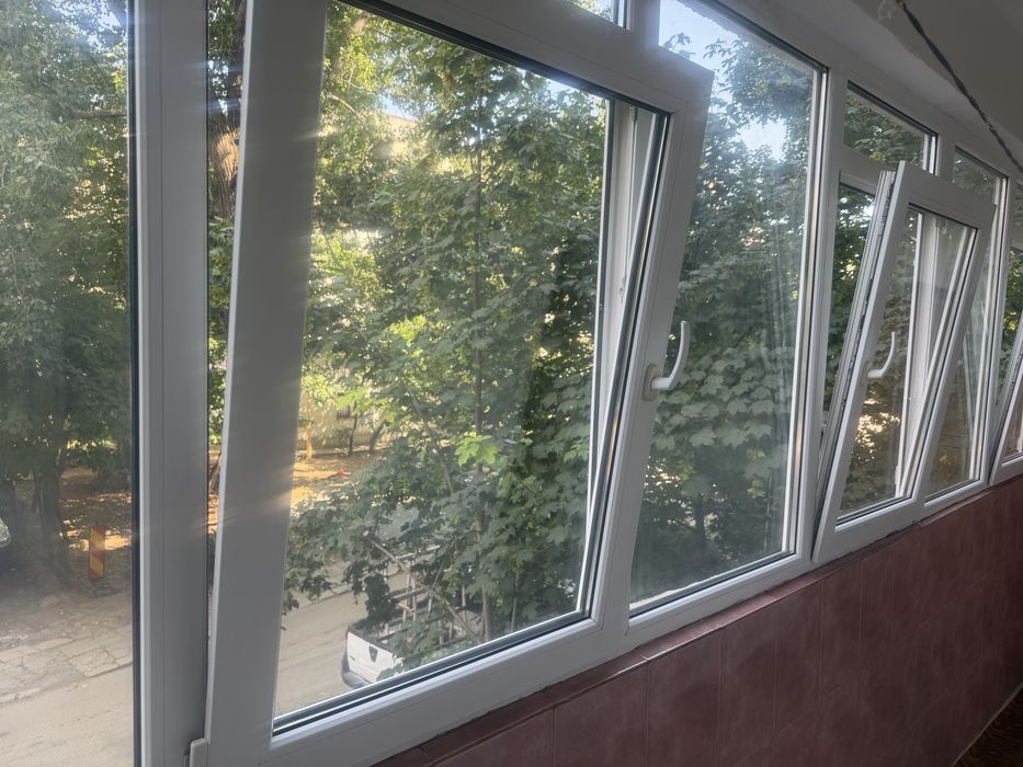 Inchiriez apartament