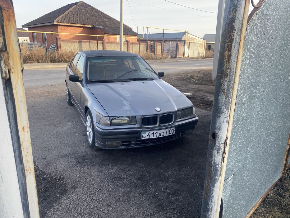 BMW e36 316i в хорошем состоянии