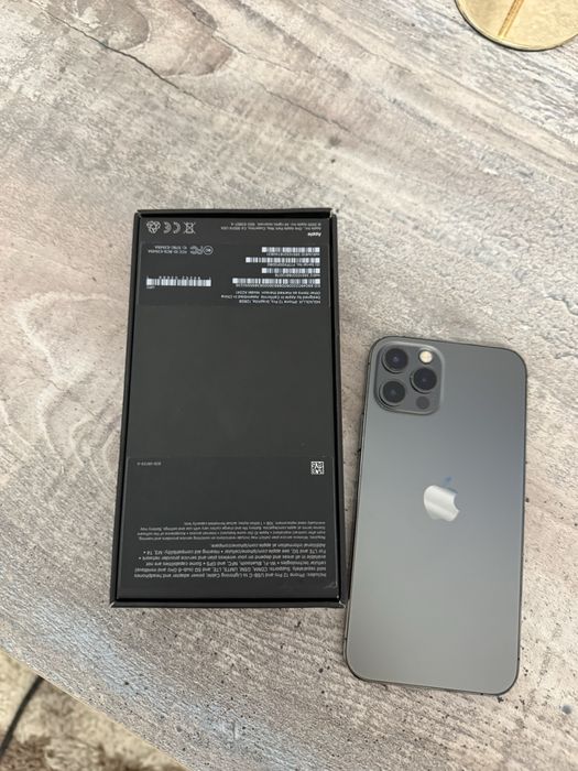 Продам Iphone 12 Pro