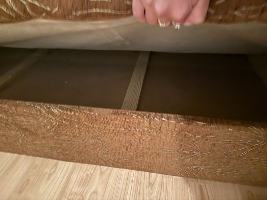 Canapea noua cu lada de depozitare