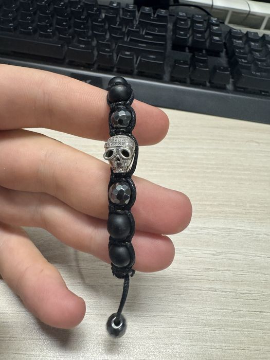 Рокерска гривна с череп и камъник оникс