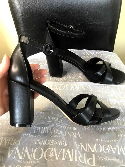 Италиански кожени сандали, размер 40