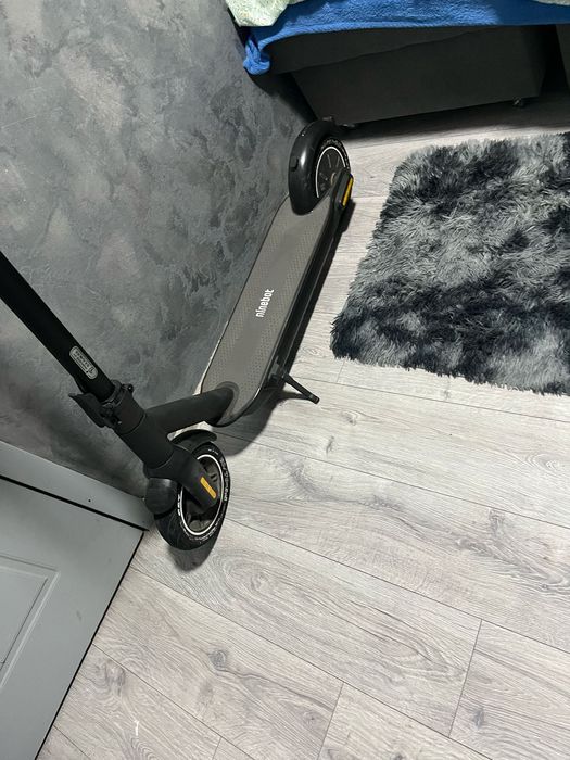 Trotineta Electrica Ninebot G30 MAX