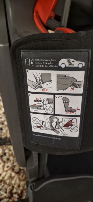 Детское кресло для автомобиля bmw