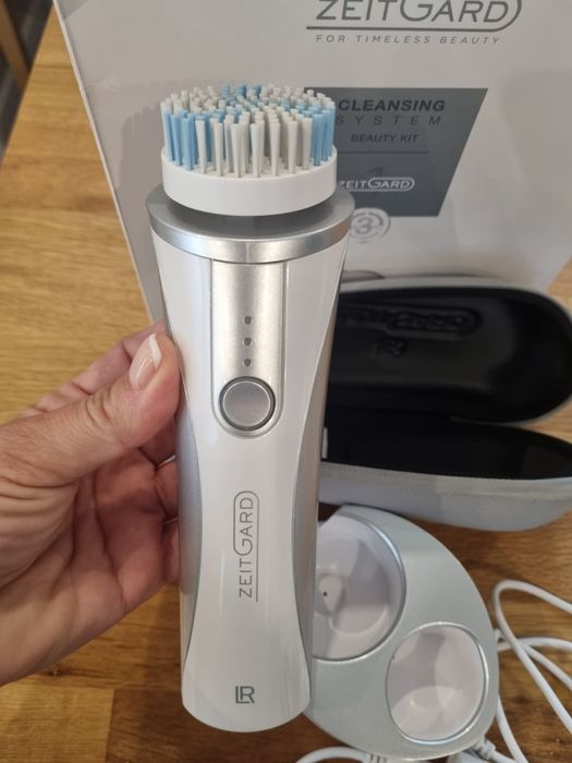 LR Zeitgard Почистваща четка за лице