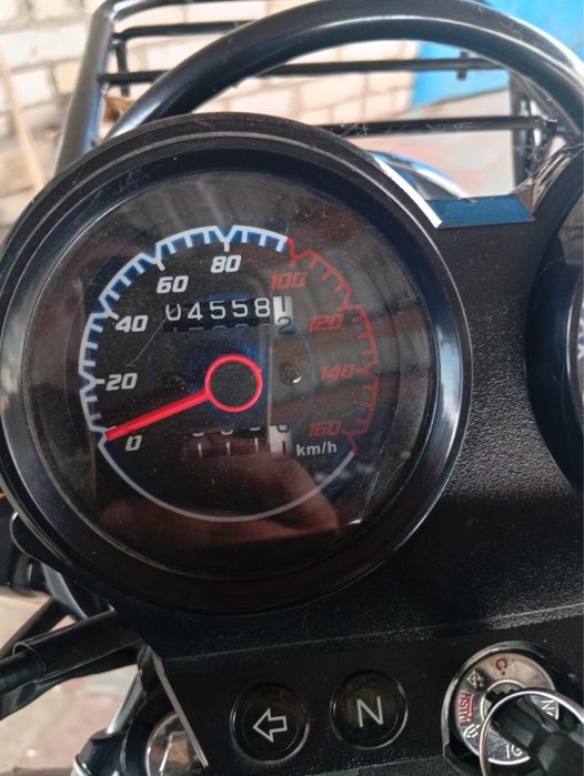 Мотоцикл Suzuki GSX 200