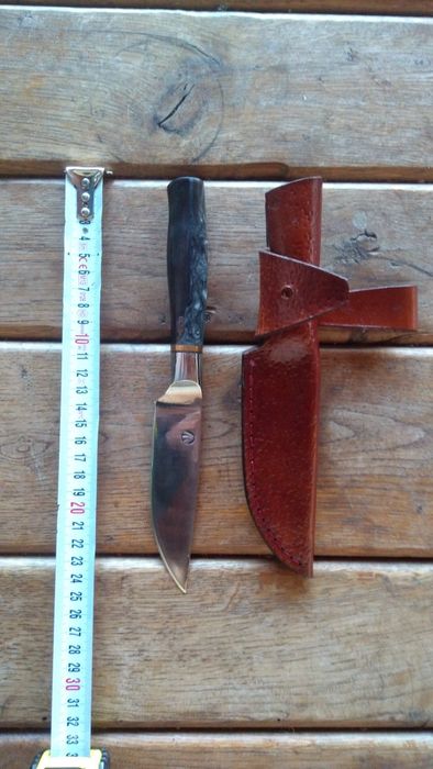 Продавам супер ловен нож антикварен 23