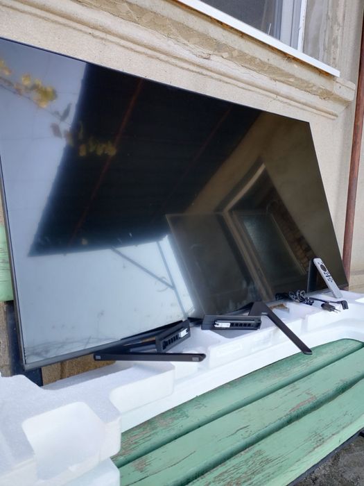 Телевизор Samsung QLED Q60C 50” (125 см) – за ремонт