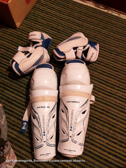 Продам хоккейную форму