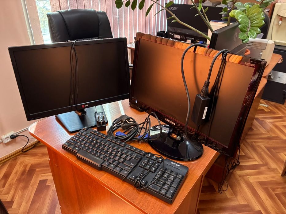 Продам 4 офисных компьютера