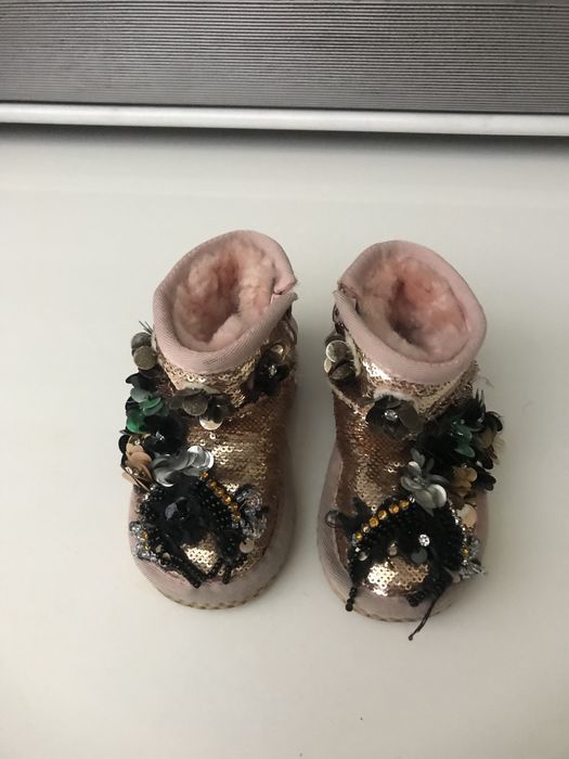 Детские уги натуралка для девочки