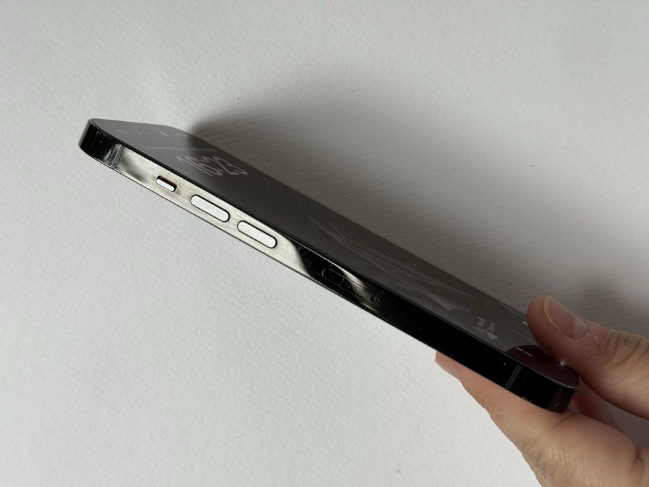 Телефон Iphone 14 PRO