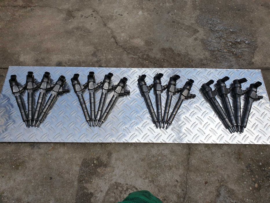 Injectoare Opel Insignia 2.0 Cdti 0445110327