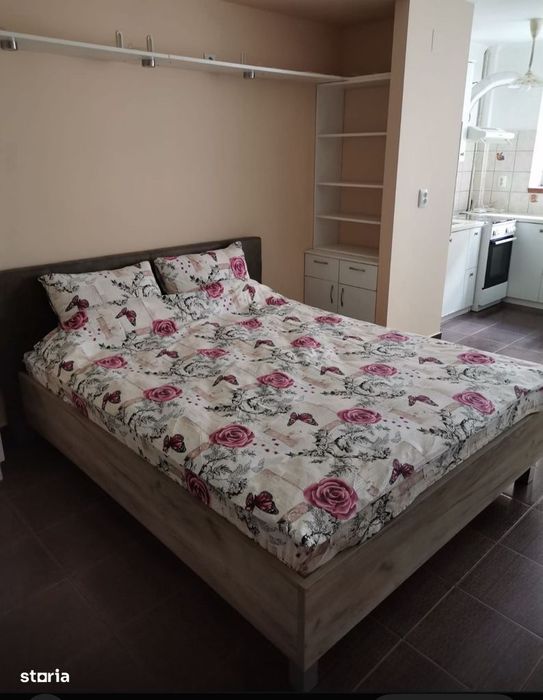 Inchiriez garsoniera  metrou Costin Georgian