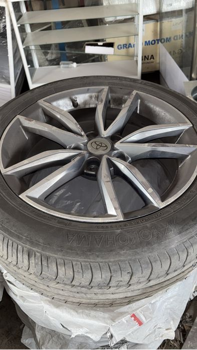 Toyota camry диски