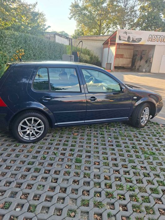 Автомобил Голф 4 SDI 1.9