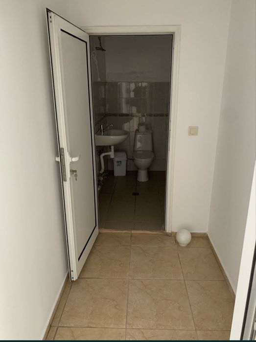 Дава се под наем Магазин в Велико Търново, Света гора - 52 кв.м за 214.2 € - Снимка #3