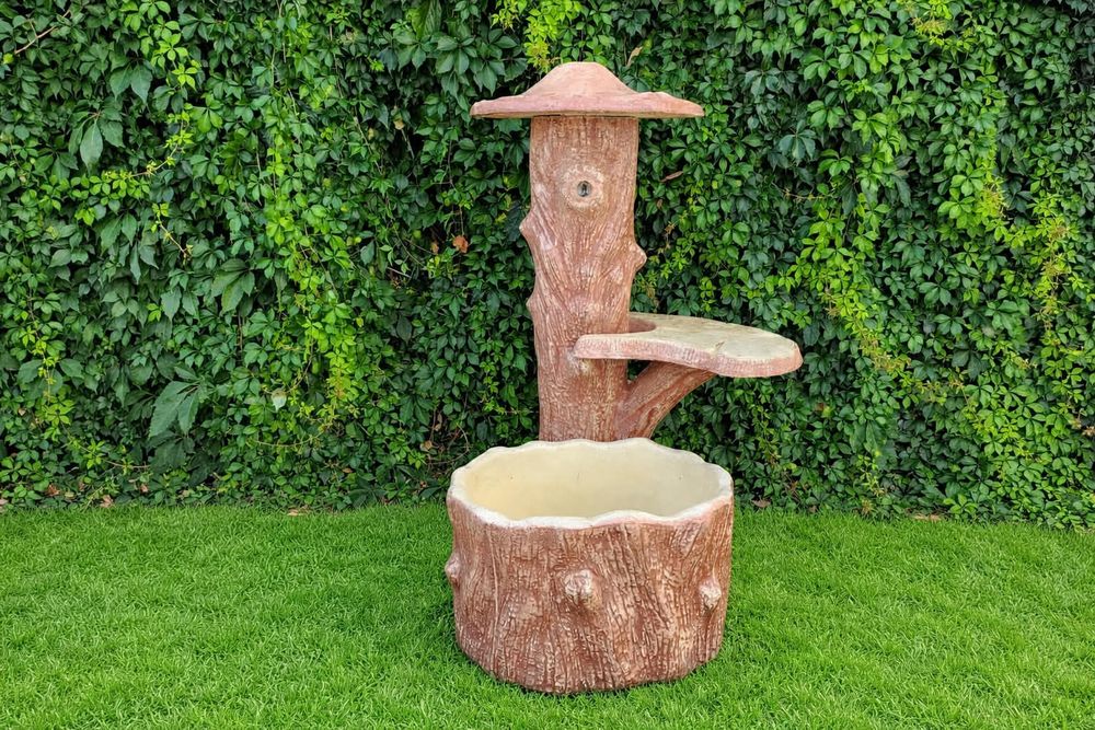 Уникални градински чешми– придайте стил на двора си